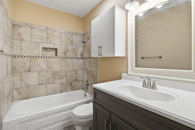 2200 E Trinity Mills Road 402, Carrollton, TX 75006