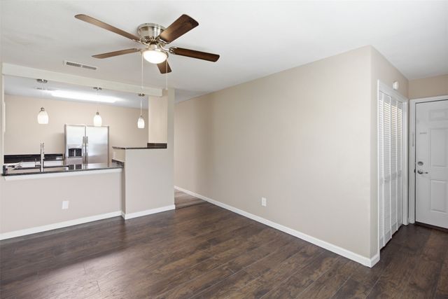 2200 E Trinity Mills Road 402, Carrollton, TX 75006