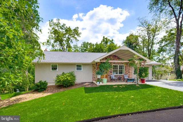 78 PARKVIEW DR, Elizabethtown, PA 17022