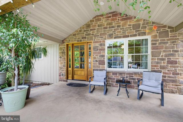 78 PARKVIEW DR, Elizabethtown, PA 17022