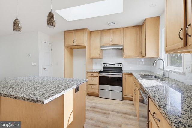 78 PARKVIEW DR, Elizabethtown, PA 17022