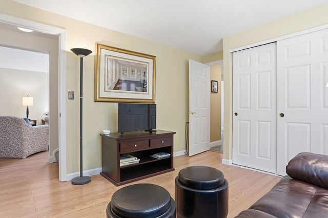 78 Macintosh Ln 78, Boxborough, MA 01719
