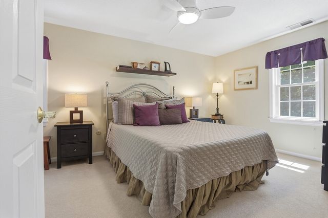78 Macintosh Ln 78, Boxborough, MA 01719
