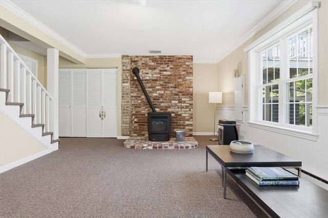 78 Macintosh Ln 78, Boxborough, MA 01719