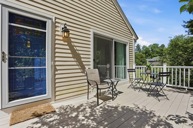 78 Macintosh Ln 78, Boxborough, MA 01719