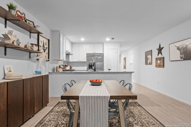 1307 Flame Tanager, San Antonio, TX 78245