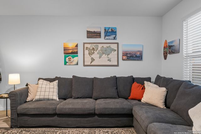 1307 Flame Tanager, San Antonio, TX 78245