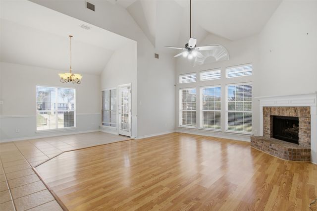 4806 Fitzgerald Drive, Mansfield, TX 76063