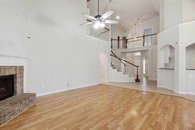 4806 Fitzgerald Drive, Mansfield, TX 76063