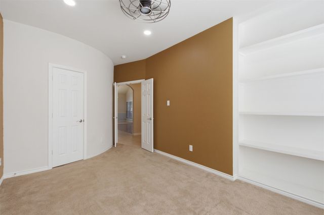 4806 Fitzgerald Drive, Mansfield, TX 76063