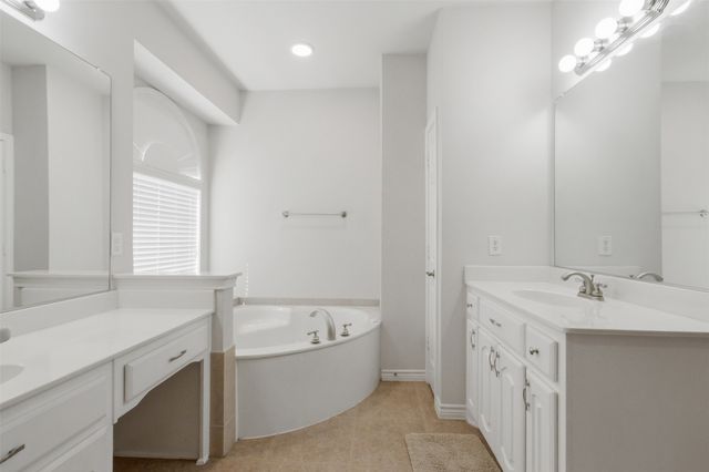 4806 Fitzgerald Drive, Mansfield, TX 76063