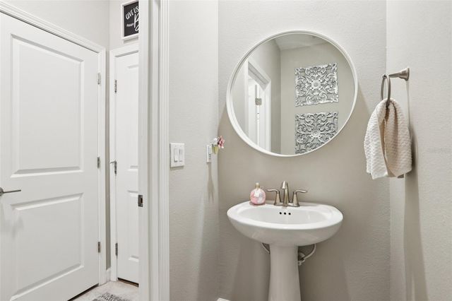 1306 WHITE FOX RUN, Lutz, FL 33549