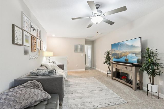 1306 WHITE FOX RUN, Lutz, FL 33549