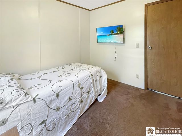 136 7th Greenhurst Village Drive, Ellery, NY 14701