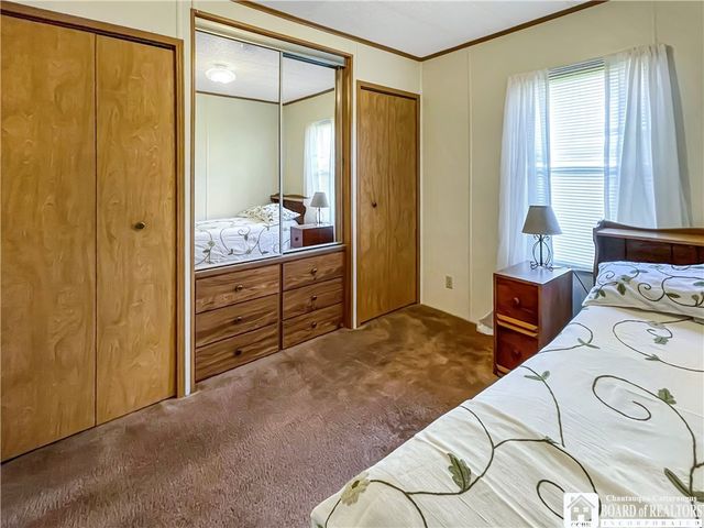 136 7th Greenhurst Village Drive, Ellery, NY 14701