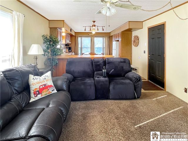 136 7th Greenhurst Village Drive, Ellery, NY 14701