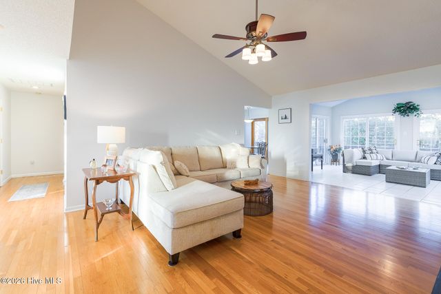 208 Eighth Street, New Bern, NC 28560