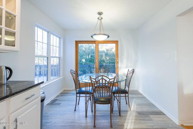 208 Eighth Street, New Bern, NC 28560