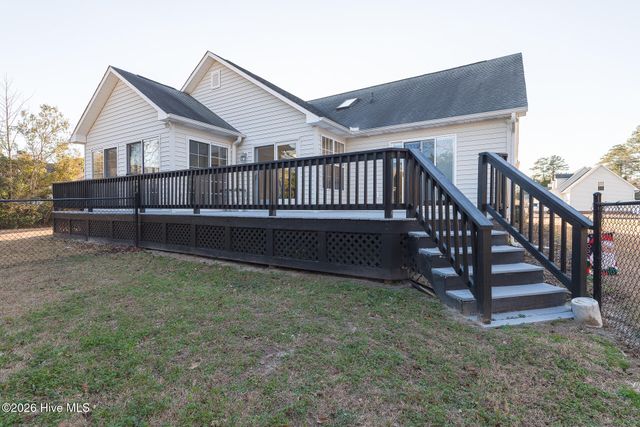 208 Eighth Street, New Bern, NC 28560