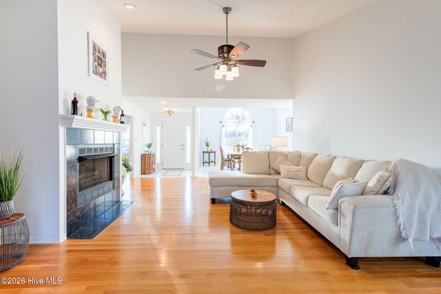 208 Eighth Street, New Bern, NC 28560