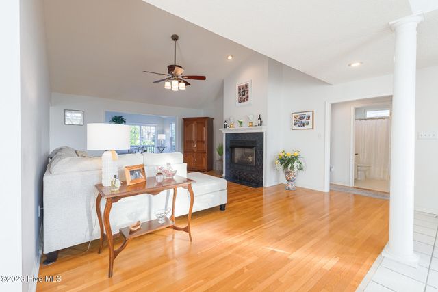 208 Eighth Street, New Bern, NC 28560