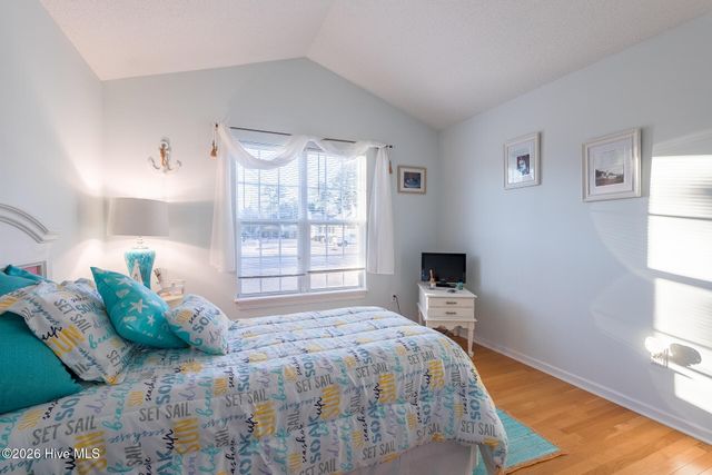 208 Eighth Street, New Bern, NC 28560