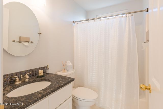 208 Eighth Street, New Bern, NC 28560