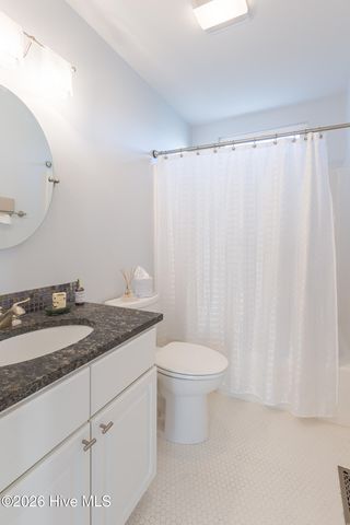 208 Eighth Street, New Bern, NC 28560