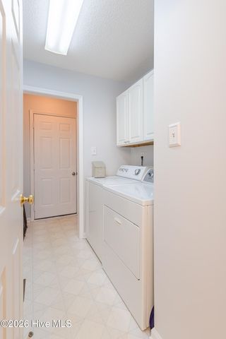 208 Eighth Street, New Bern, NC 28560