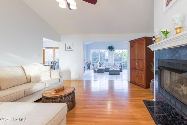 208 Eighth Street, New Bern, NC 28560