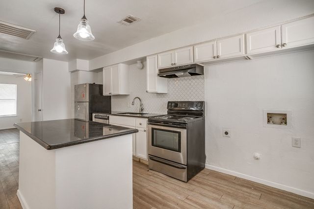 1421 5th Avenue, Fort Worth, TX 76104