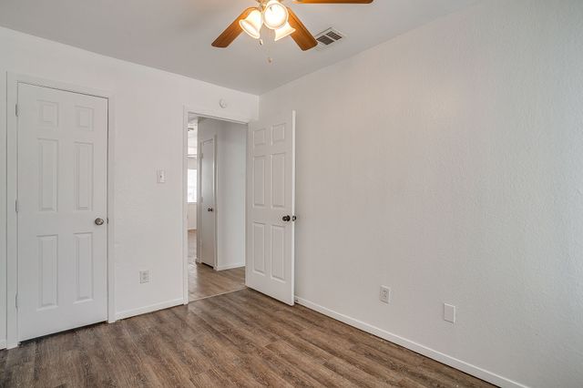1421 5th Avenue, Fort Worth, TX 76104