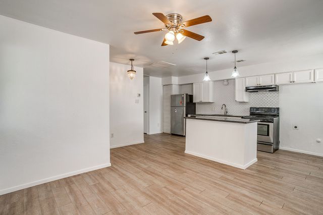 1421 5th Avenue, Fort Worth, TX 76104
