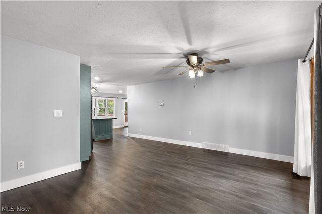 391 Kathleen Drive, Jefferson, OH 44047