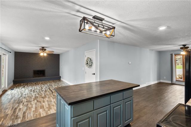 391 Kathleen Drive, Jefferson, OH 44047