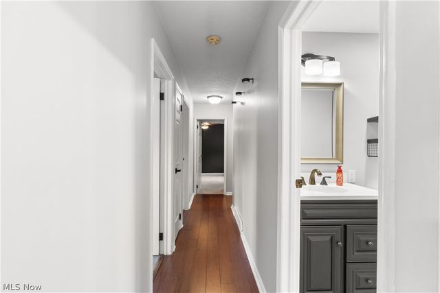 391 Kathleen Drive, Jefferson, OH 44047