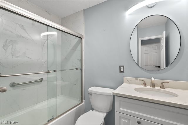 391 Kathleen Drive, Jefferson, OH 44047