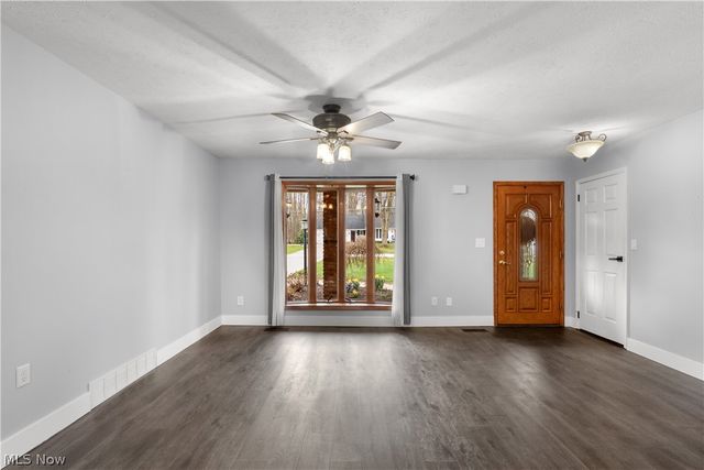 391 Kathleen Drive, Jefferson, OH 44047