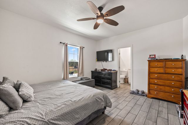 150 Browning Court, Springtown, TX 76082