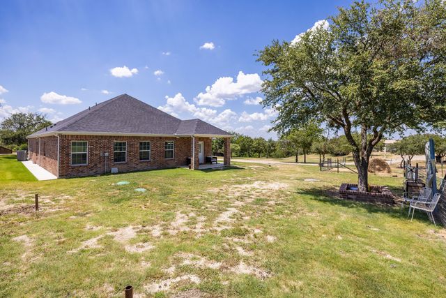 150 Browning Court, Springtown, TX 76082