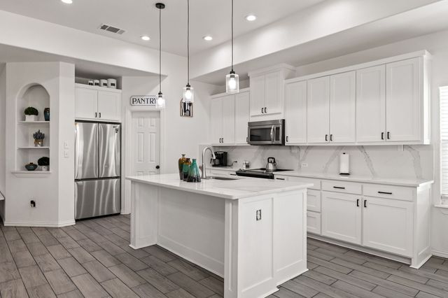 150 Browning Court, Springtown, TX 76082