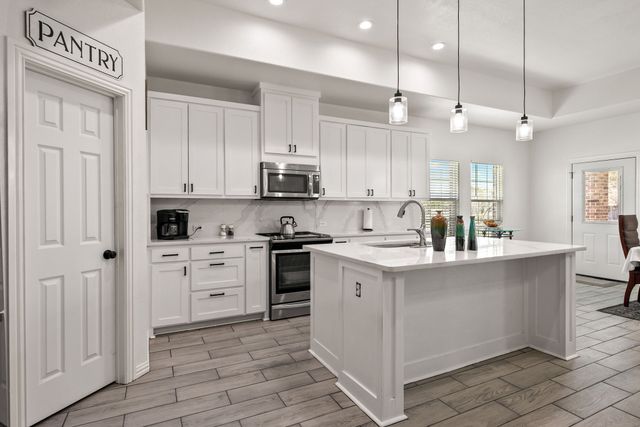 150 Browning Court, Springtown, TX 76082