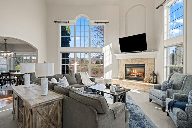 394 Sunshine DRIVE, Hartland, WI 53029