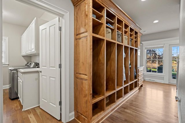 394 Sunshine DRIVE, Hartland, WI 53029