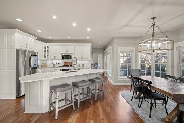 394 Sunshine DRIVE, Hartland, WI 53029