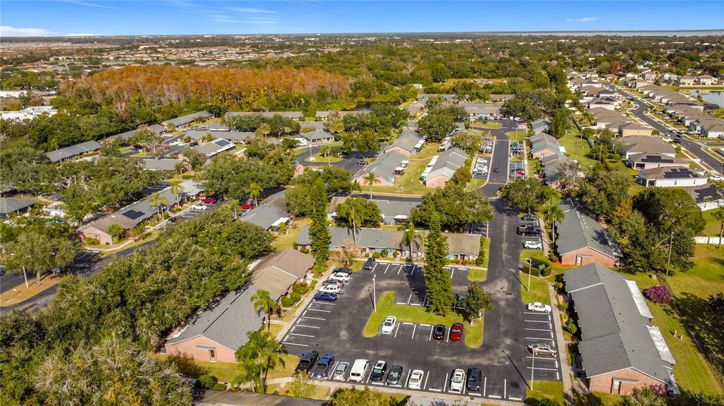 Image 3 of property listing at 2914 SQUIRE OAK COURT, St Cloud, FL 34769