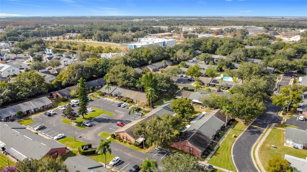 Image 31 of property listing at 2914 SQUIRE OAK COURT, St Cloud, FL 34769