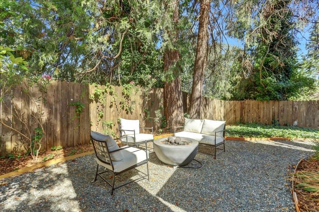 10914 Bettcher Ct, Grass Valley, CA 95945