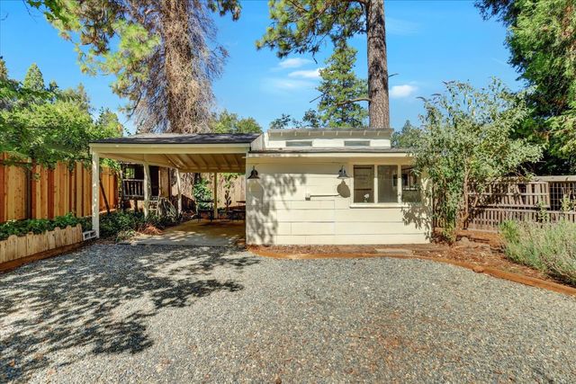 10914 Bettcher Ct, Grass Valley, CA 95945