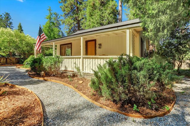 10914 Bettcher Ct, Grass Valley, CA 95945